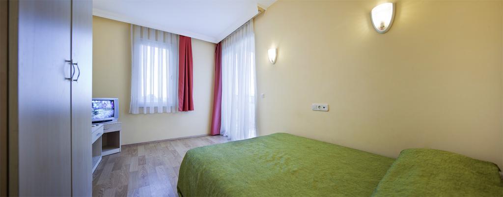 Larissa Garden Hotel Kemer Esterno foto